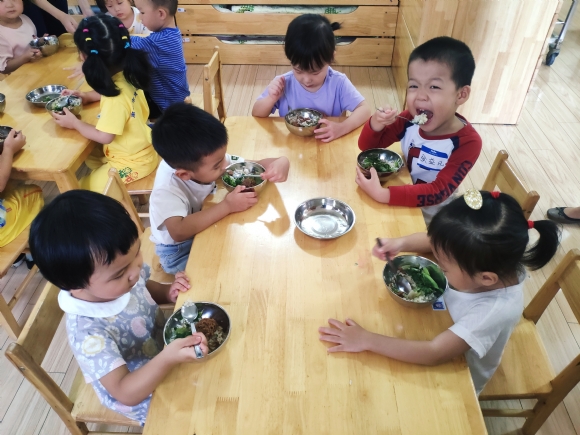 ������2F3F66C92632A9ED5130F52AE48FB080.jpg