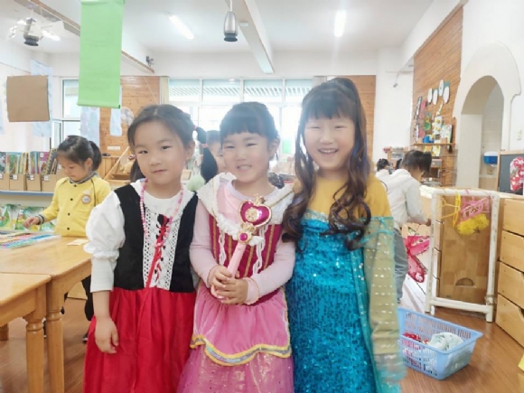 9A53ADAC19C7E13D8FD5D189D580880A.jpg
