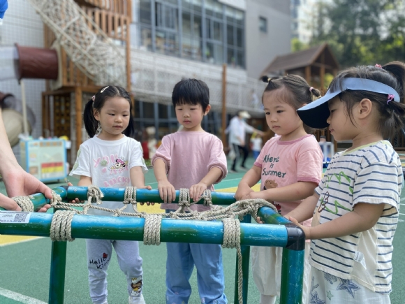 0baea4c5-7121-4733-a3d3-4dc15b07420f.jpg